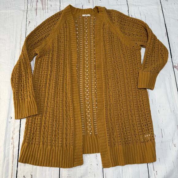 Maurices - Picture 1 of 9